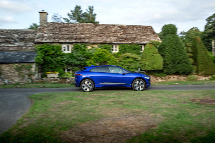 Jaguar I-Pace EV400 AWD S 2018 года  (UK) (фото 8 из 40)